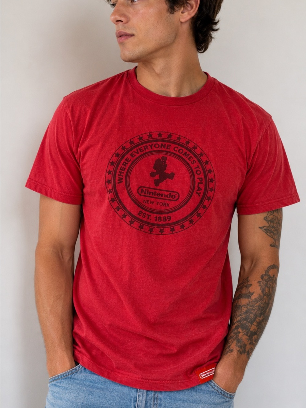 Vintage Nintendo Red Short Sleeve Graphic Tee - Men's Casual Gamer Top Medium